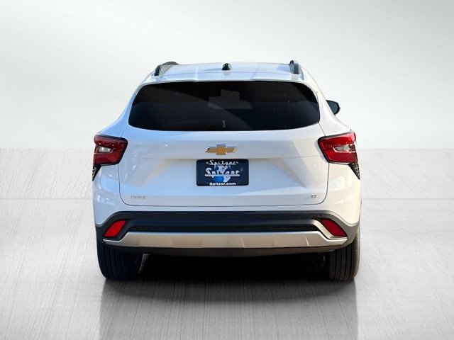 2026 Chevrolet Trax LT photo 5