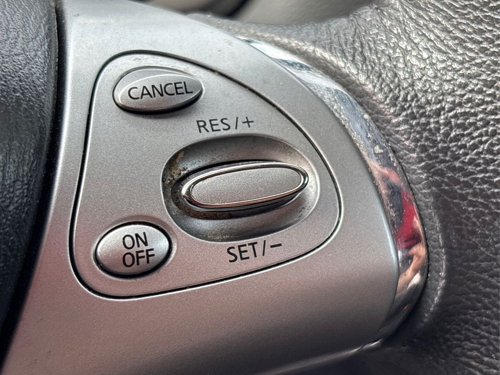 2017 Nissan Murano SL photo 23