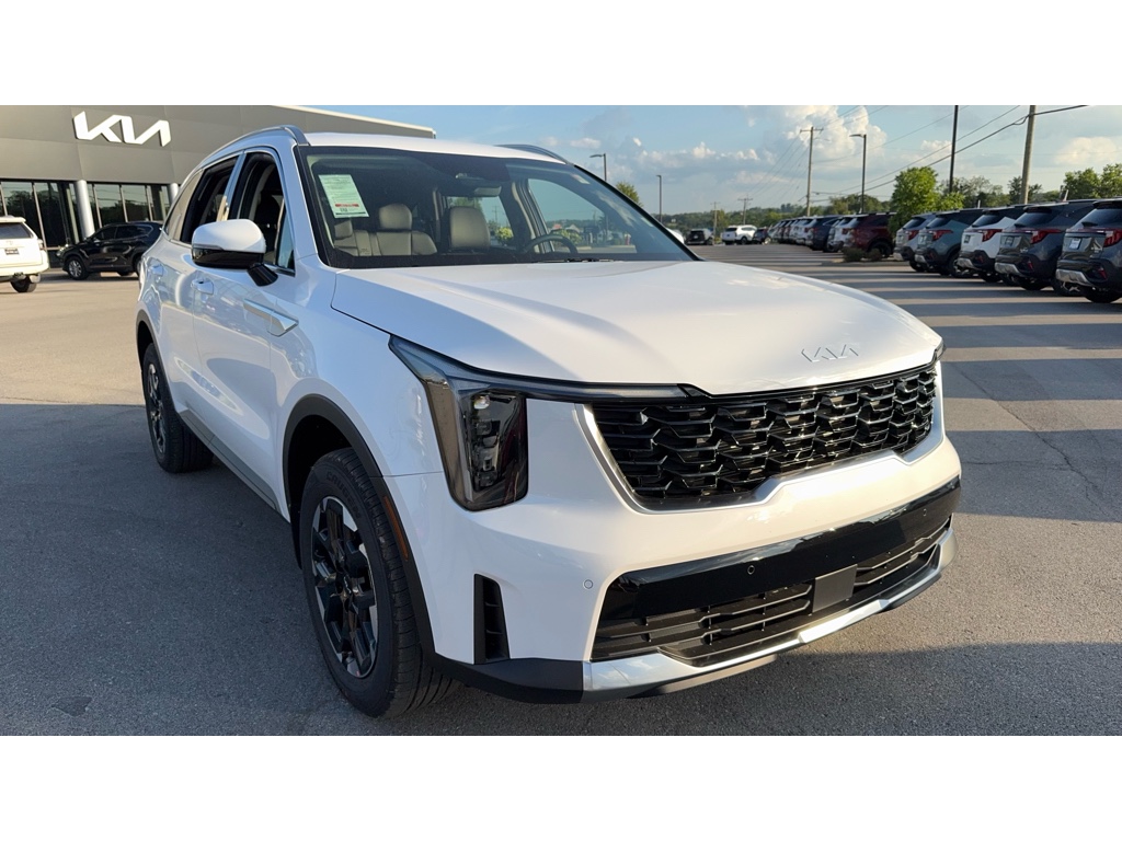 2025 Kia Sorento S's photo