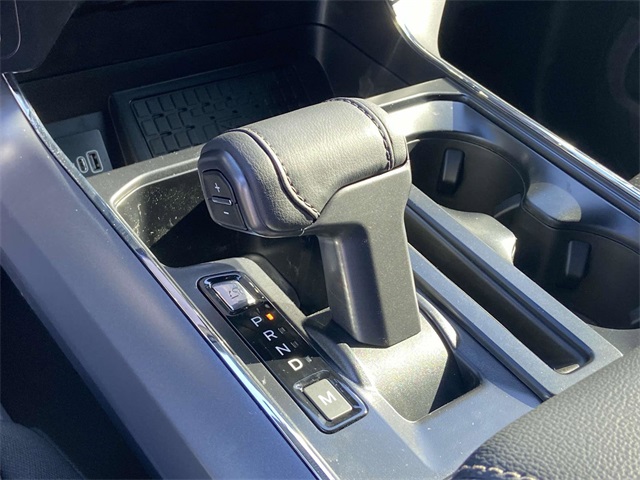 2025 Ford F-150 XLT photo 15