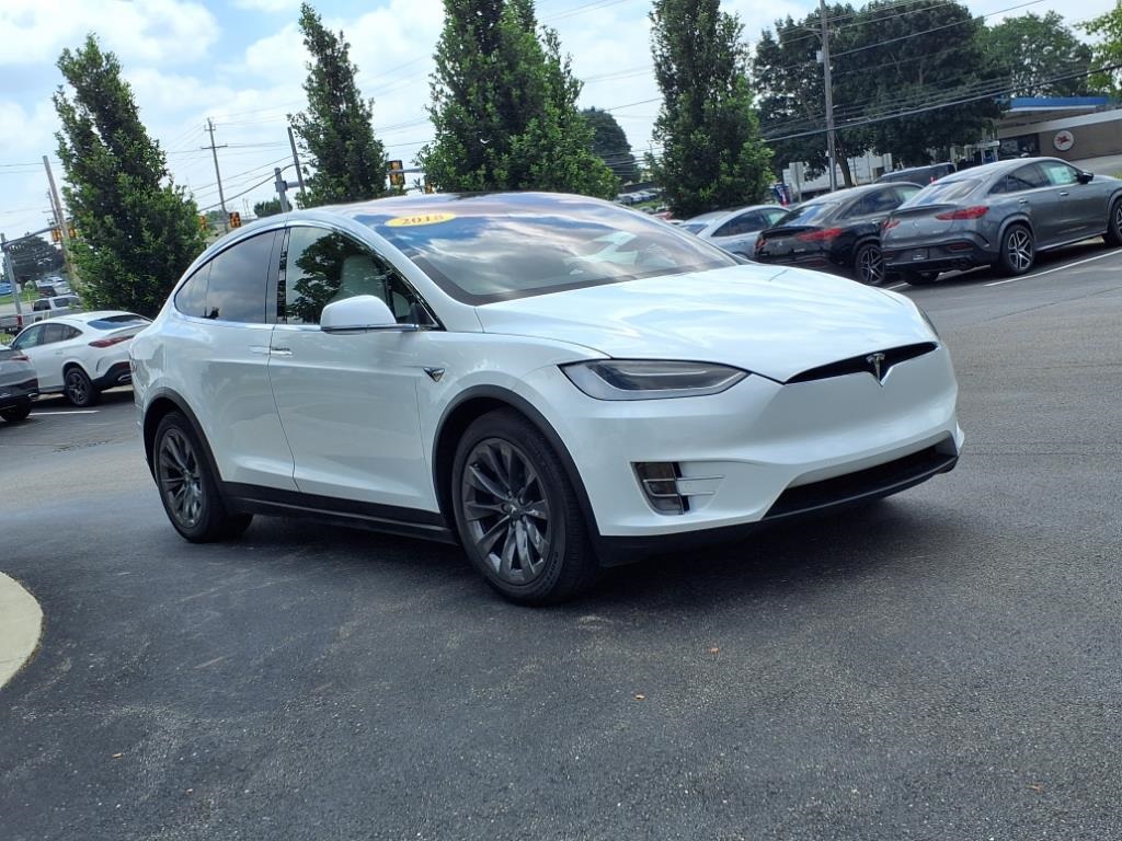 2018 Tesla Model X 75D photo 7