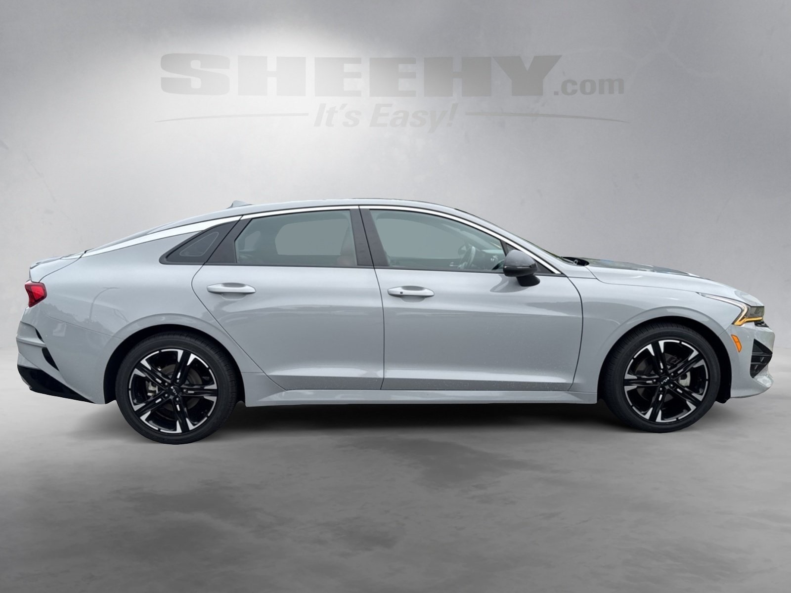 2024 Kia K5 GT-Line photo 7