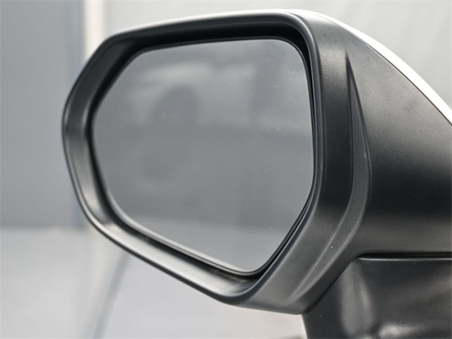 2022 Toyota Camry SE photo 4