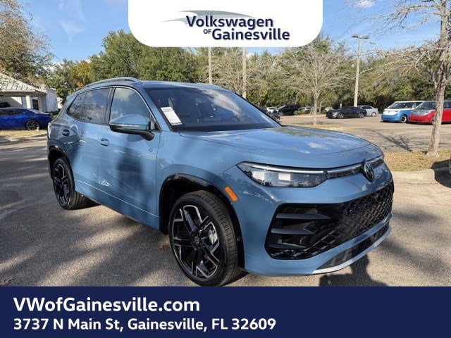 2026 Volkswagen Tiguan SEL R-LINE TURBO's photo