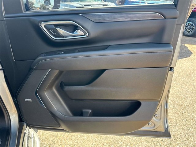 2023 Gmc Yukon SLT photo 13