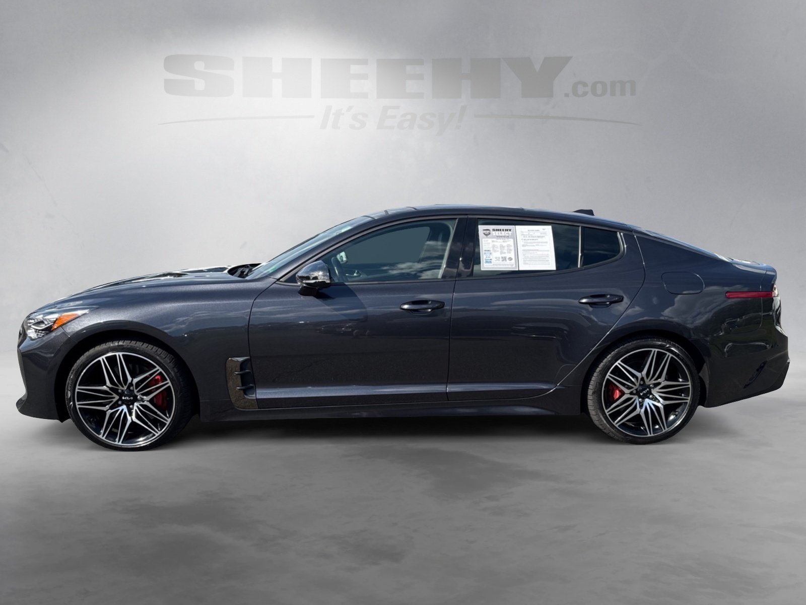 2023 Kia Stinger GT2 photo 13