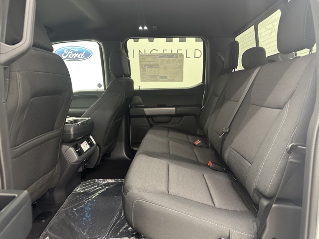 2025 Ford F-150 XLT photo 17