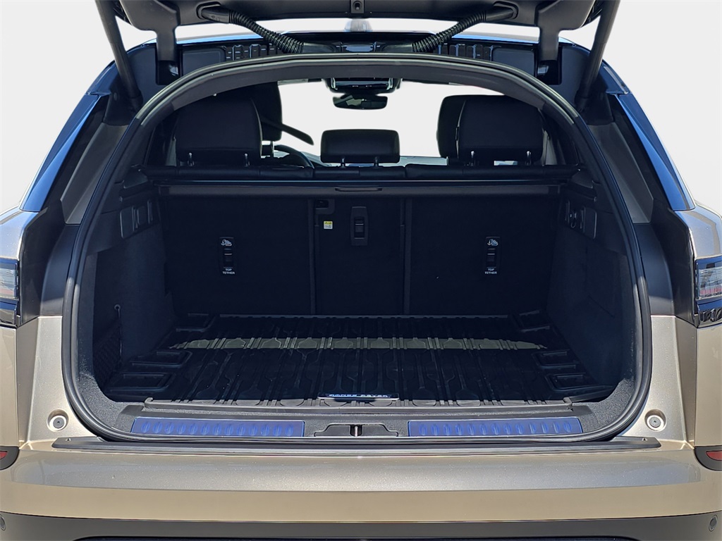 2026 Land Rover Range Rover Velar S photo 12