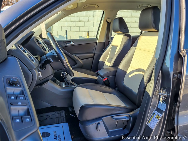 2016 VOLKSWAGEN TIGUAN - Image 8