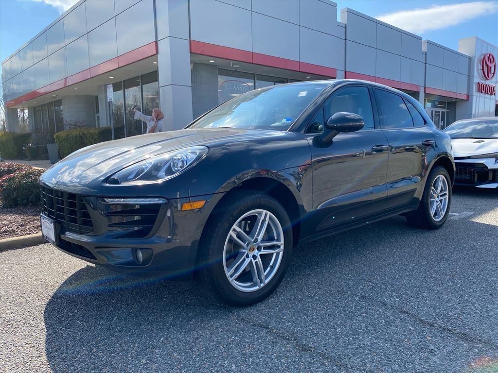 2018 Porsche Macan Base