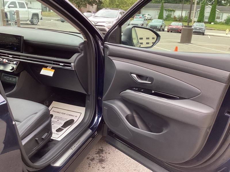 2025 Hyundai Tucson Hybrid Limited photo 21