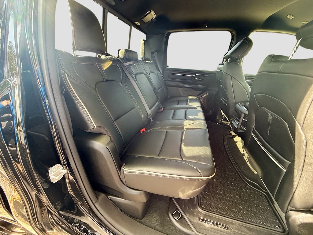 2023 Ram 1500 Limited photo 27