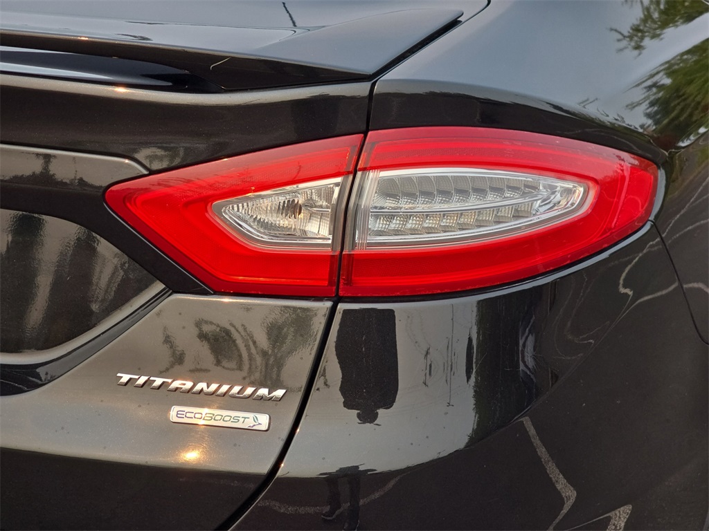 2014 Ford Fusion Titanium photo 26