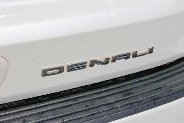 2022 Gmc Yukon Denali photo 8