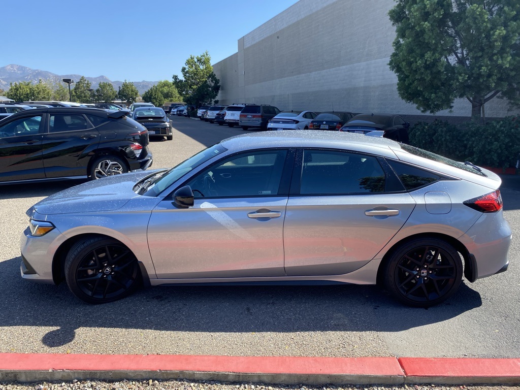 Used 2022  Honda Sport image 4