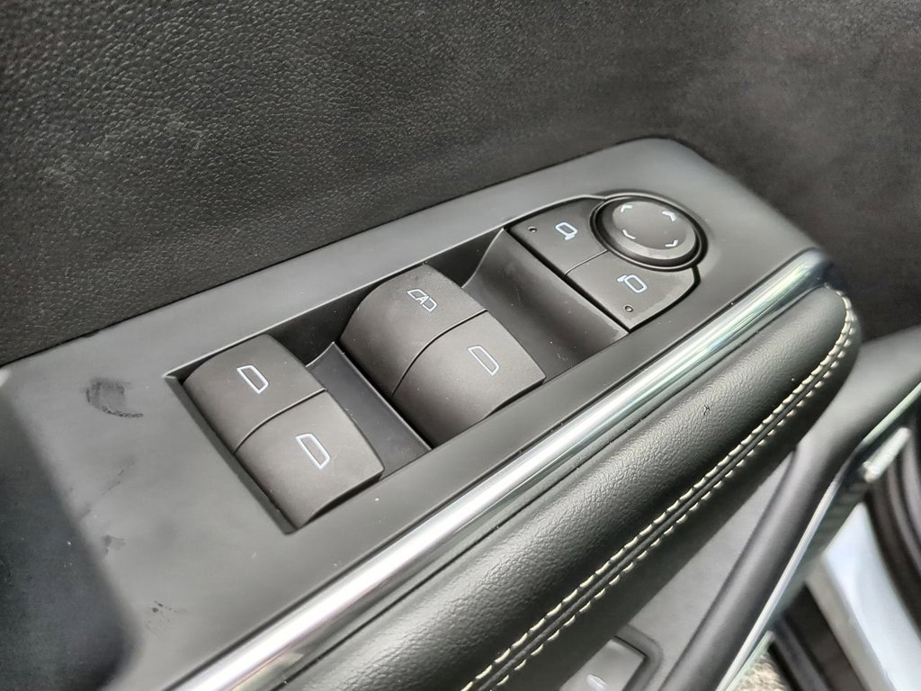 2025 Gmc Acadia Elevation photo 22