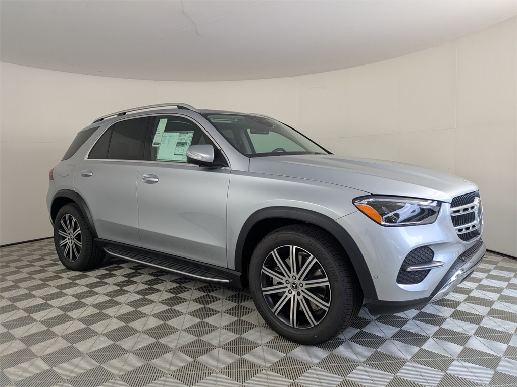 2026 Mercedes-Benz GLE GLE450E's photo