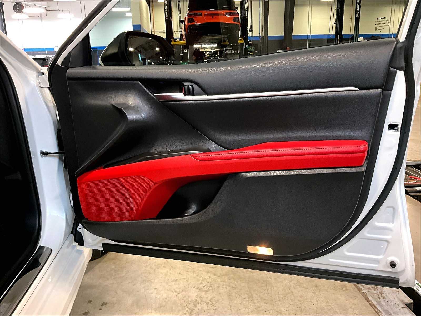 2023 Toyota Camry XSE photo 12