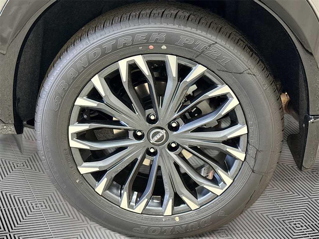 2026 Nissan Rogue Platinum photo 20