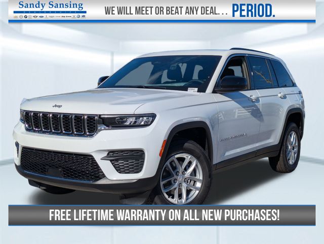 2025 Jeep Grand Cherokee Laredo's photo