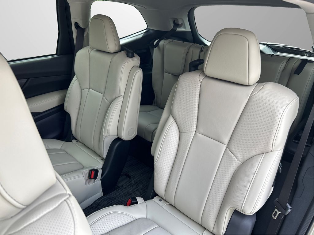 2025 Subaru Ascent Limited photo 20
