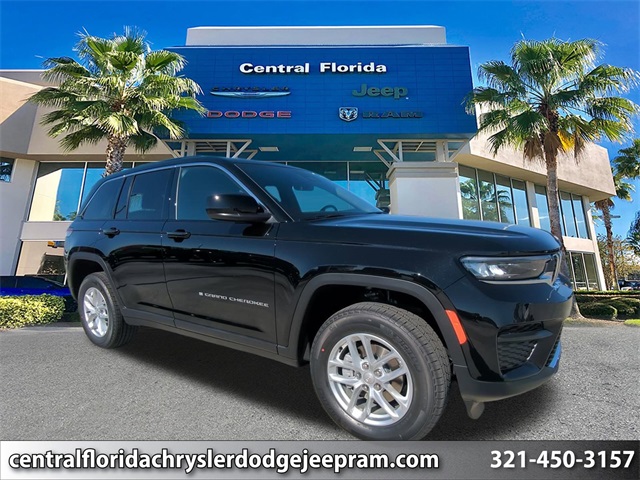 2025 Jeep Grand Cherokee Laredo's photo