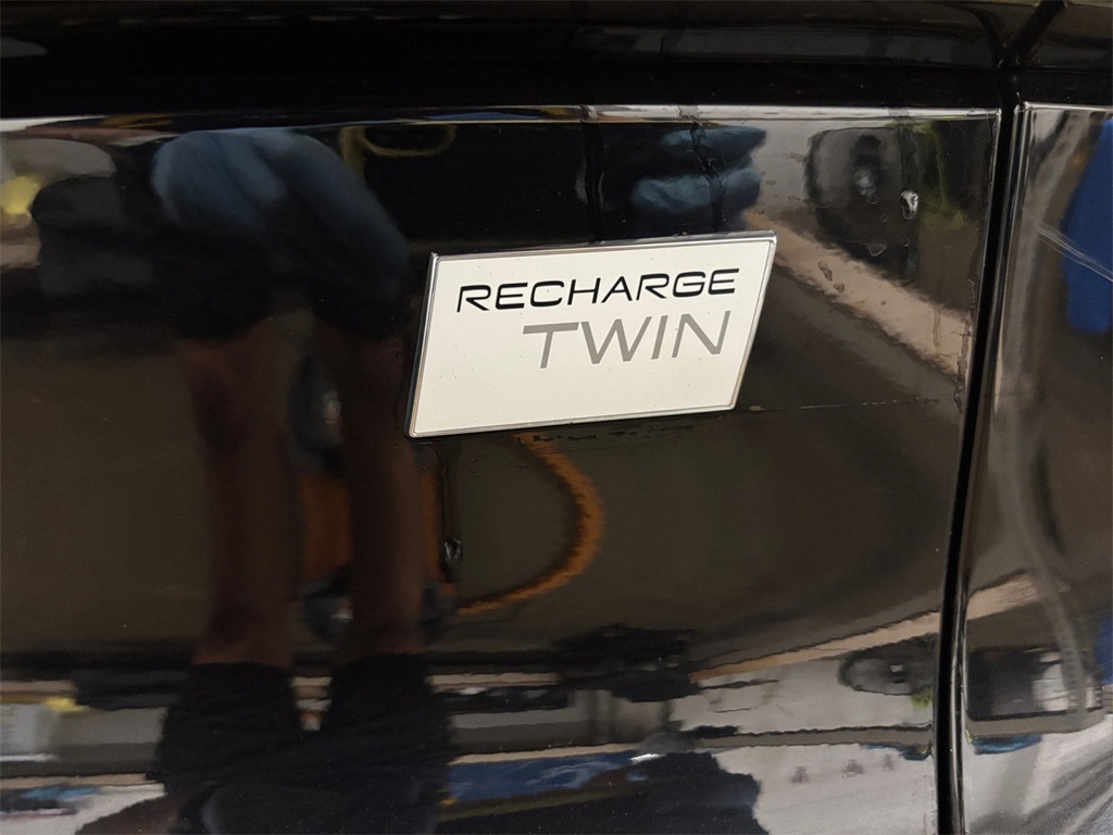 2023 Volvo C40 Recharge Plus photo 32