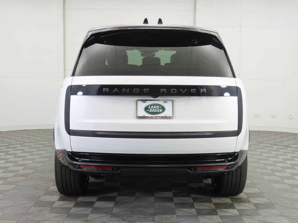 2025 Land Rover Range Rover SE photo 4