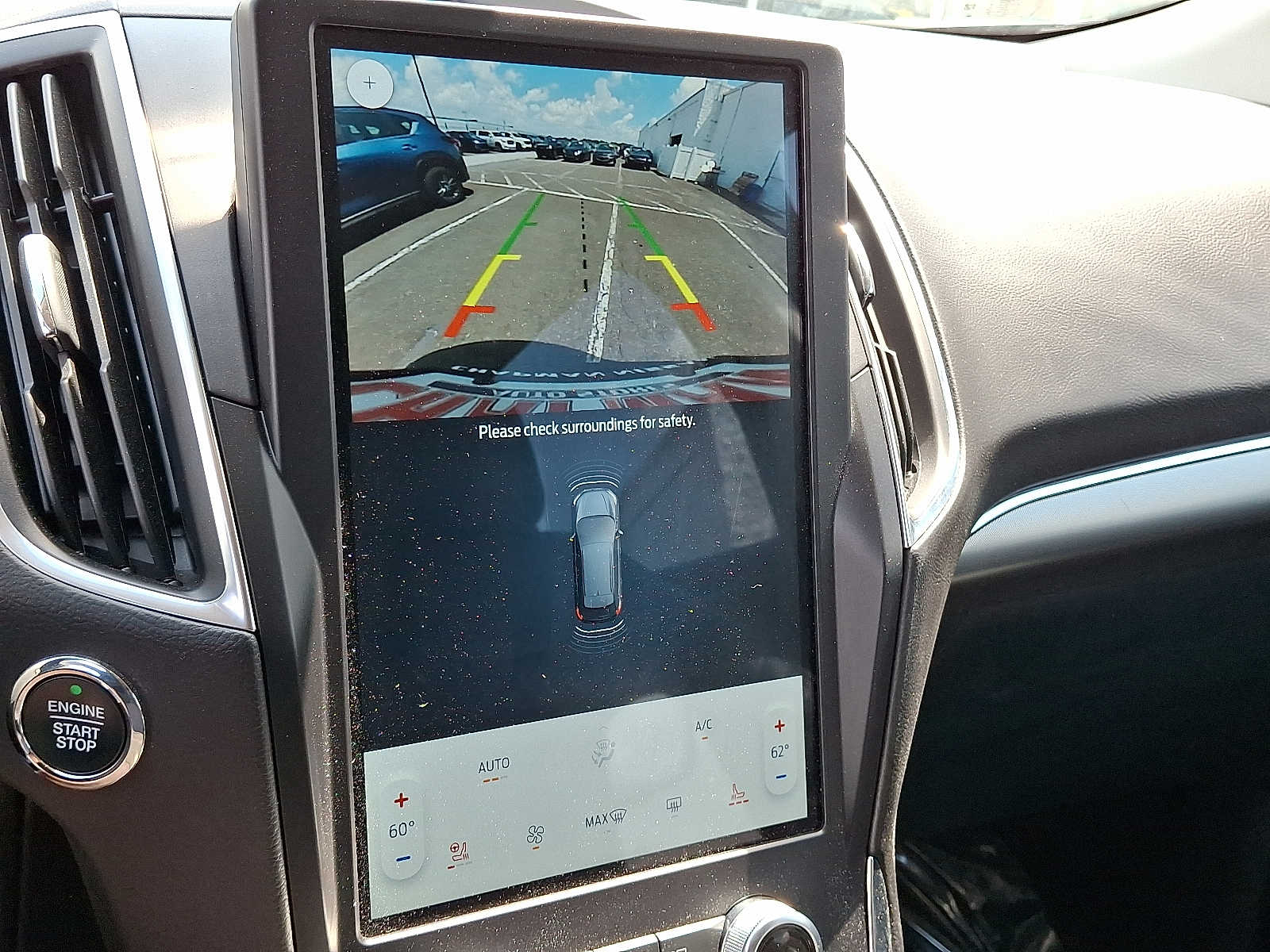 2024 Ford Edge Titanium photo 17