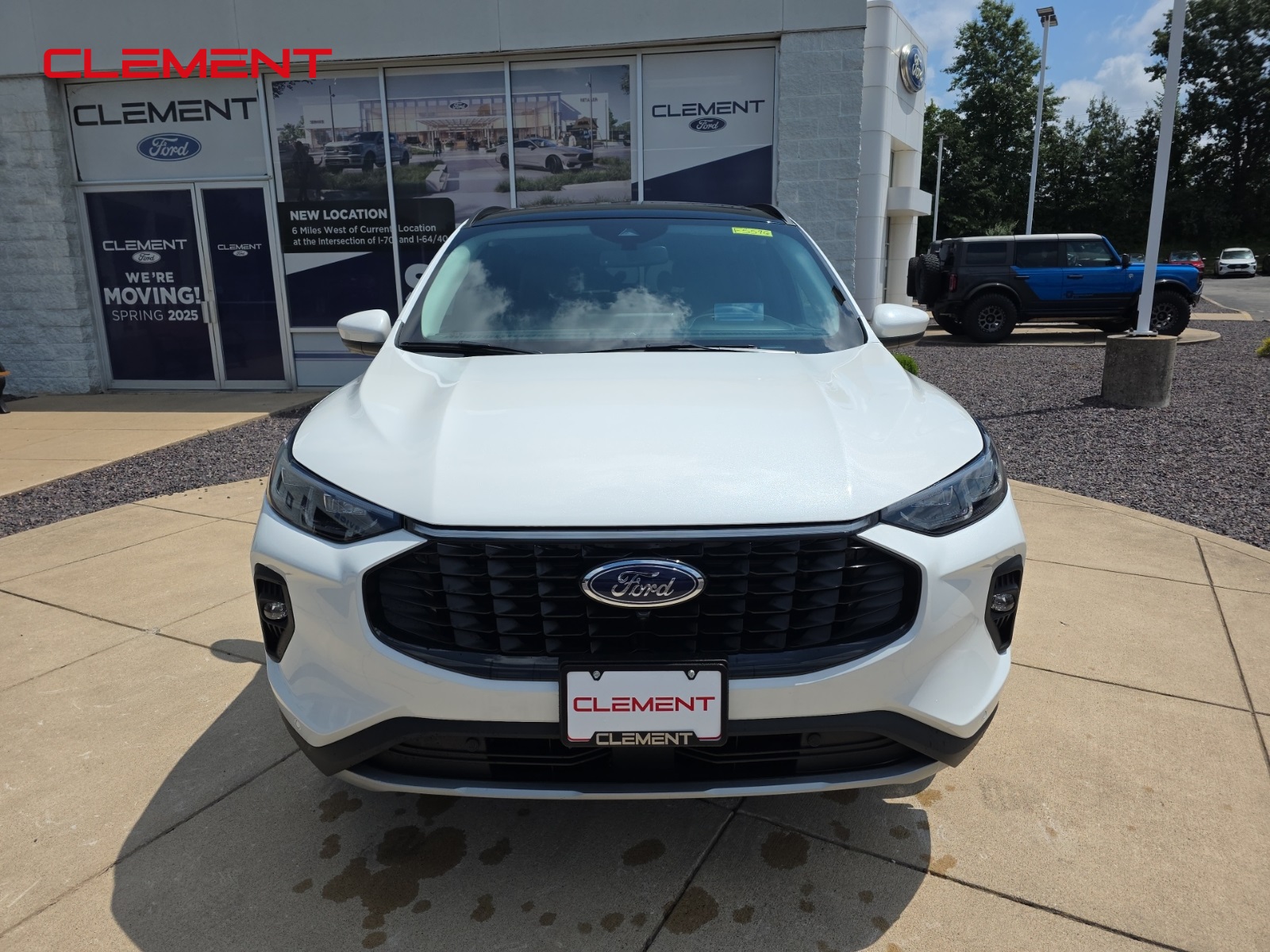 2025 Ford Escape Plug-In Hybrid photo 2