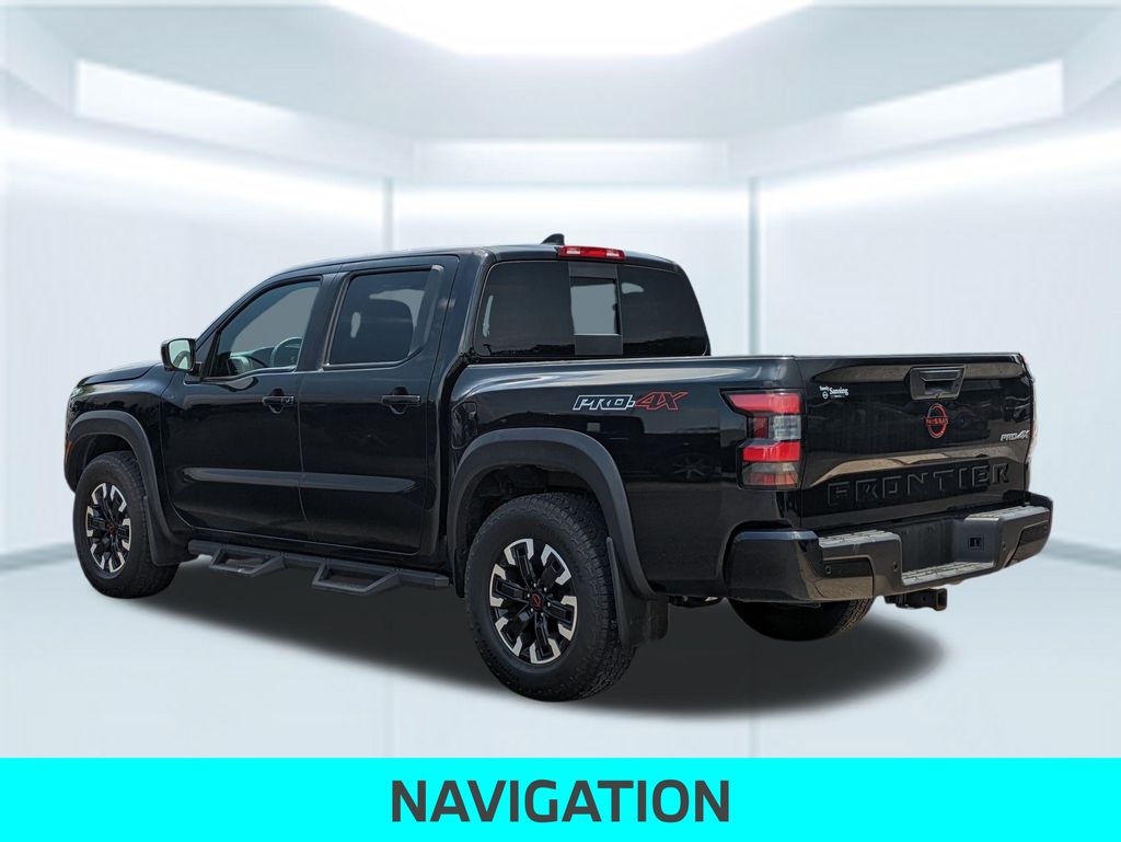 2023 Nissan Frontier PRO-4X photo 3