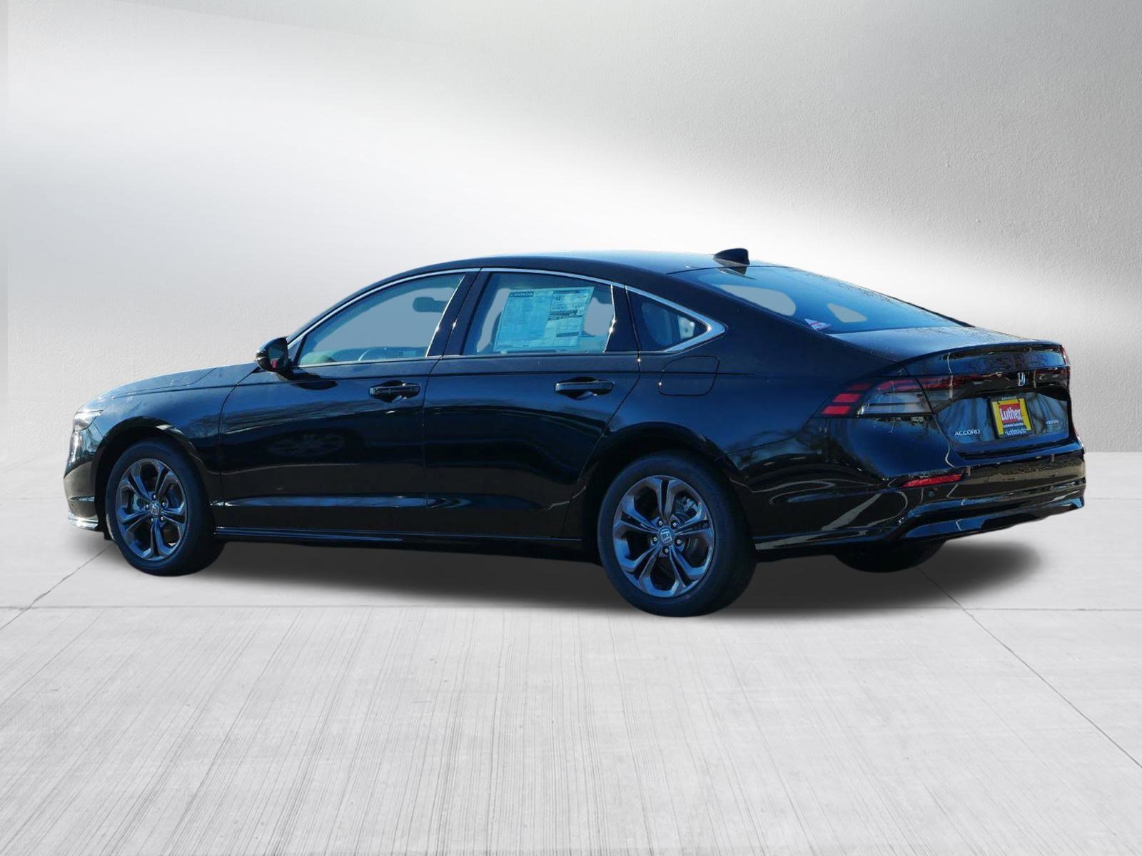 2025 Honda Accord Hybrid EX-L photo 4