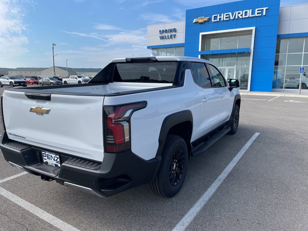 2026 Chevrolet Silverado EV LT photo 6