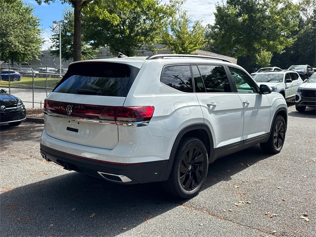 2025 Volkswagen Atlas SE Technology photo 2