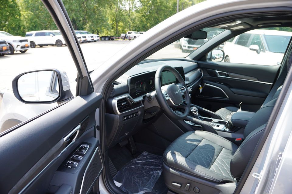 2025 Kia Telluride EX X-Line photo 10