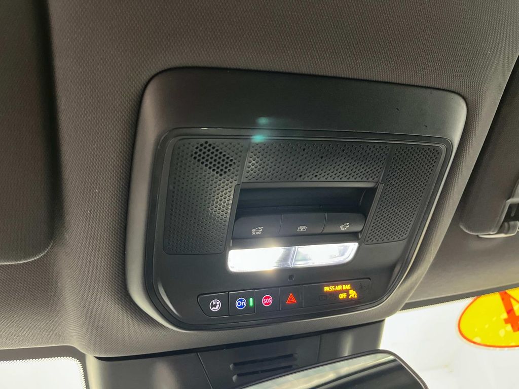 2024 Chevrolet Equinox EV 3LT photo 25