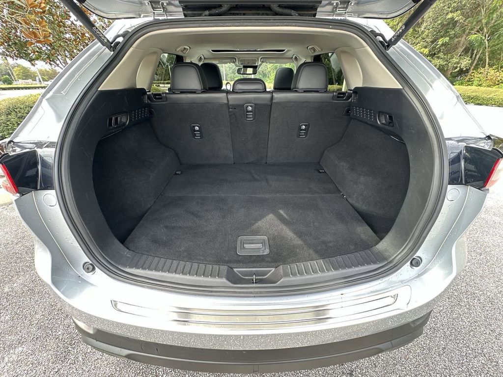 2022 Mazda CX-5 2.5 S Preferred photo 28