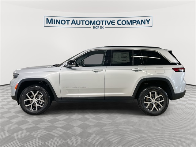 2025 Jeep Grand Cherokee Limited photo 2