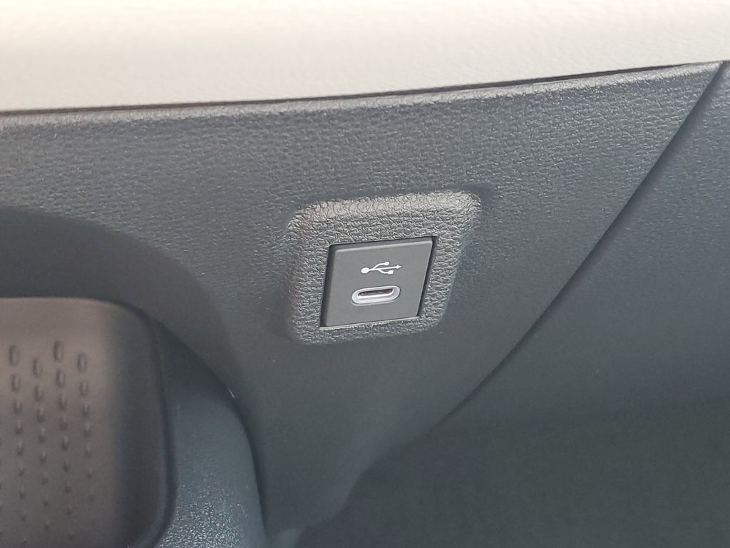 2026 Toyota Corolla LE photo 24