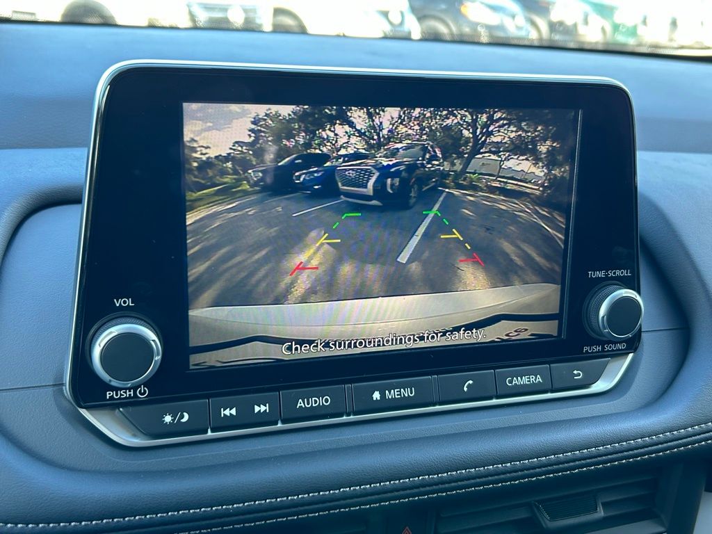 2025 Nissan Rogue S photo 12