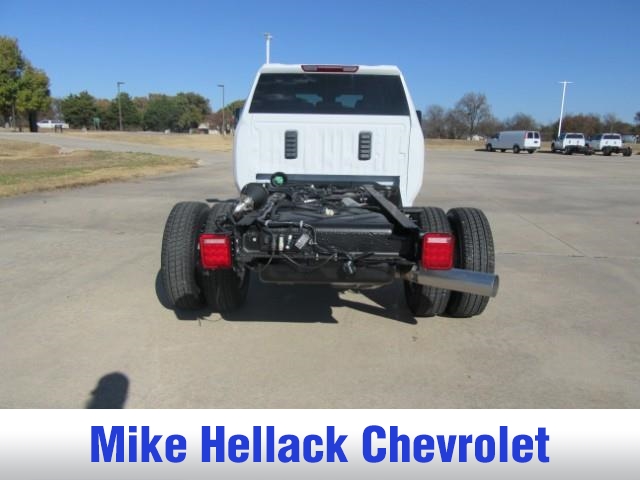 2026 Chevrolet Silverado 3500HD Work Truck photo 4