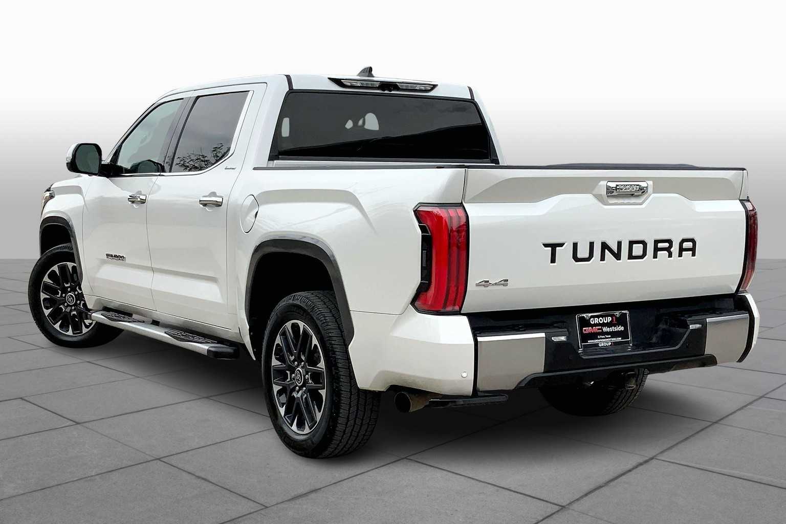 2023 Toyota Tundra Limited CrewMax photo 10