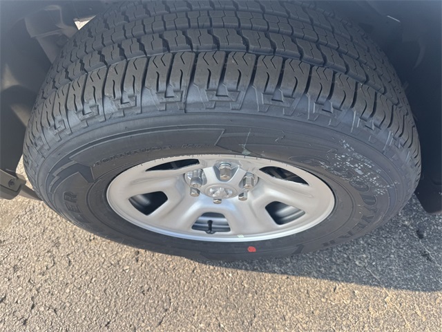 2025 Ram 1500 Tradesman photo 10