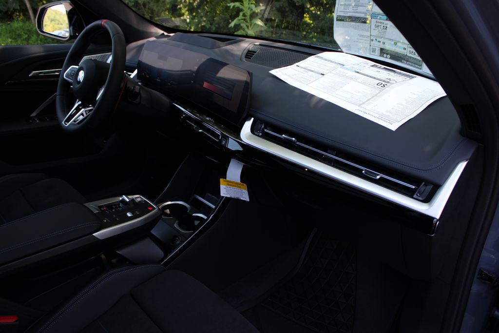 2025 Bmw X1 M35i photo 40
