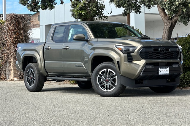 2025 Toyota Tacoma TRD Sport 4x4 Double Cab photo 2
