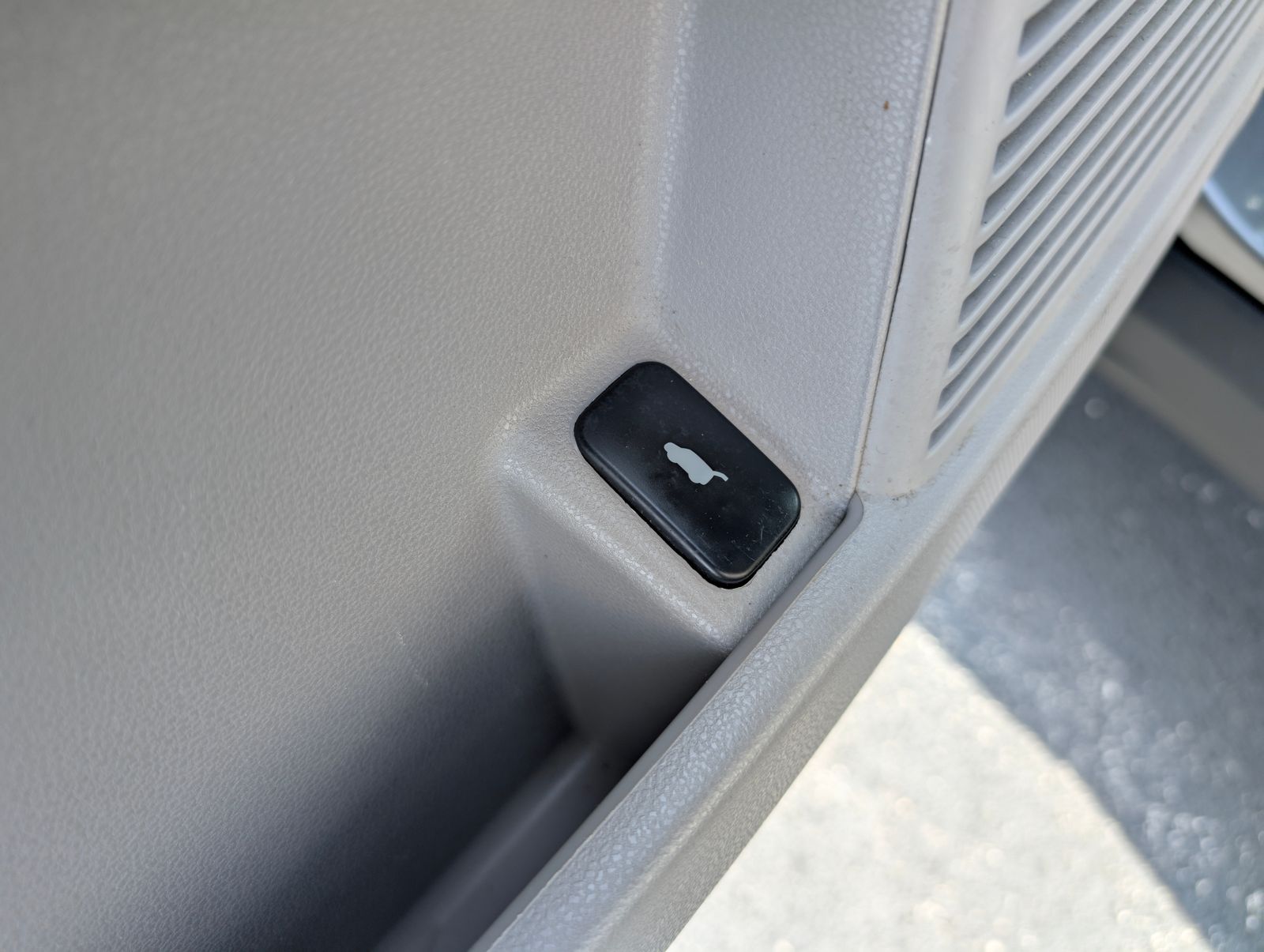 2011 Honda Pilot Touring photo 14