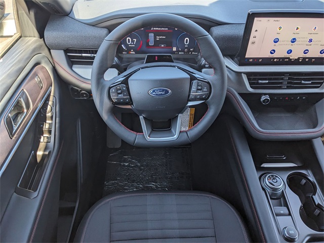 2025 Ford Explorer ST-Line photo 13