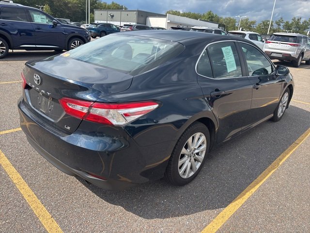 2018 Toyota Camry L photo 2