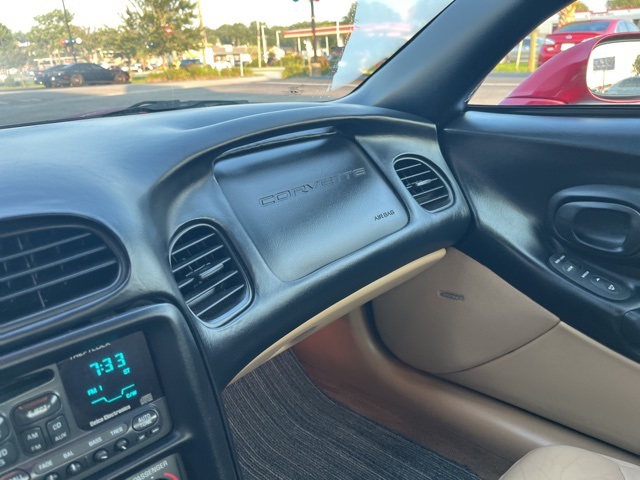 2000 Chevrolet Corvette Base Convertible photo 20