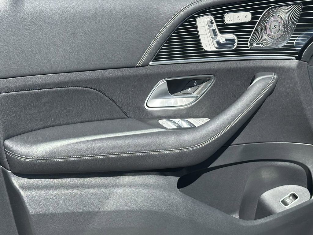 2025 Mercedes Benz GLE 350 4MATIC photo 11